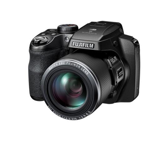 Die beiden neuen Bridgekameras FinePix S9900W und S9800 von FUJIFILM überzeugen durch ein umfangreiches Ausstattungspaket: 50- facher optischer Zoom, 5-Achsen-Bildstabilisierung beim Filmen, Full