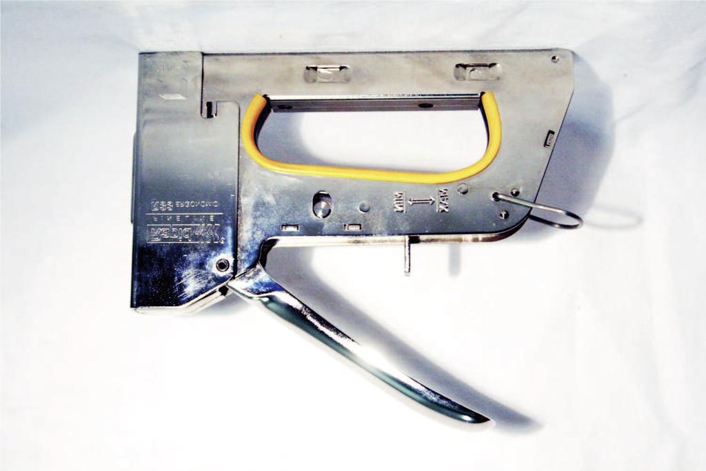 [ Einfache Handtacker ] Handtacker Handtacker Rapid23 Der Handtacker Rapid23 ist ein Allround-Tacker aus Stahl mit hoher Schlagkraft.