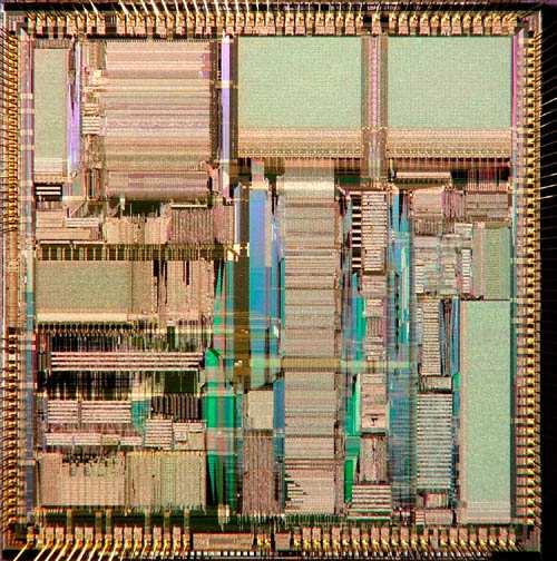 Erste Intel CPU mit eingebauten Coprozessor Eingeführt: 10.