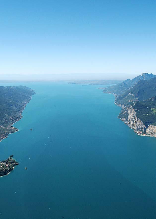 Der See Der Gardasee ist das größte Süßwasserbecken in Italien.