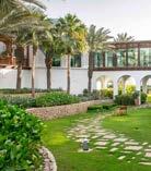 LOCATION Unser Seminarhotel ist das Park Hyatt Dubai. Es liegt direkt am Wasser, inmitten einer grünen Oase am Dubai Creek Golf Club und bietet einen fantastischen Blick auf den Creek.