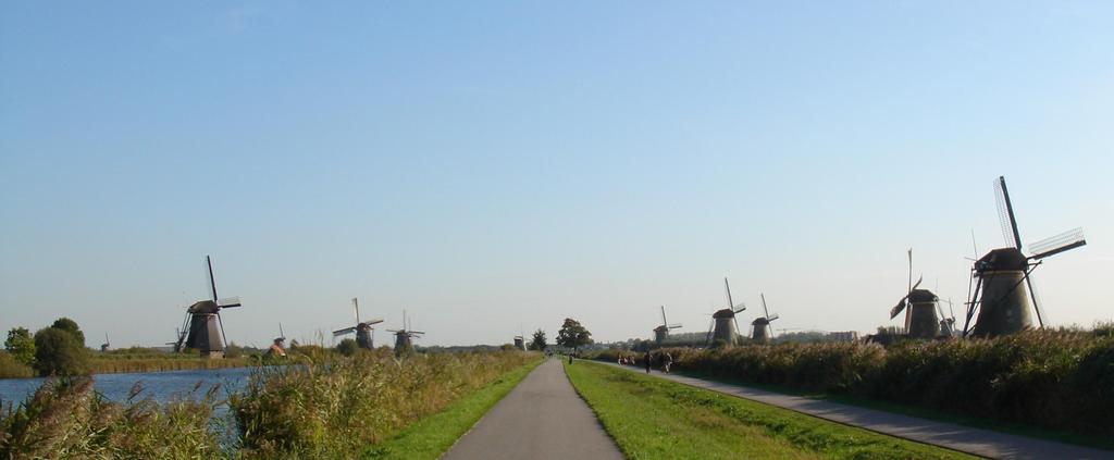Mühlenlandschaft Kinderdijk, 15 Kilometer südöstlich von Rotterdam