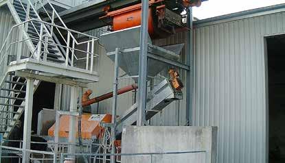 While the focus in the readymix industry is mainly on the recycling of the leftover material the focus in the precast- and concrete goods industry is on the treatment of excess water.