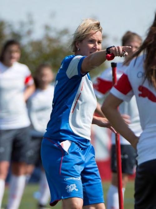 Wachstum im Fussball integrieren Europaweit konkurrenzfähige Professionalität im Frauen Ligen