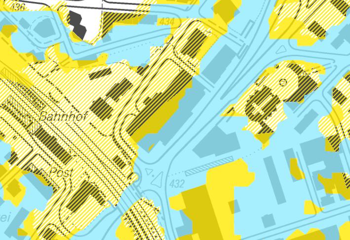 4.5.2 Naturgefahren Abbildung 11: Ausschnitt synoptische Gefahrenkarte Das Areal liegt entlang der Seetalstrasse gemäss Gefahrenkarte in einem Gebiet mittlerer Gefährdung.