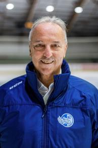 HC Luzern Pilatuscup - Piccolo Vorwort Liebe Hockeyanerinnen und Hockeyaner, hochgeschätzte Trainer, Betreuer, Sponsoren, Eltern und Eishockeyfreunde Wir freuen uns ausserordentlich, Sie in Luzern