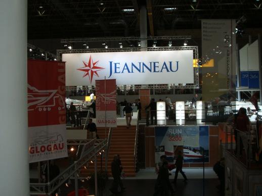 Jeanneau (Marken: Sun Odyssey und Sun Fast) ist der weltweit größte Hersteller von Segel- (23% MA) und bedeutender Hersteller von Motoryachten in Europa (6% MA).