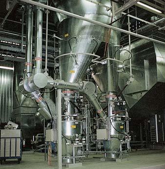 pneumatic conveying system for furnace