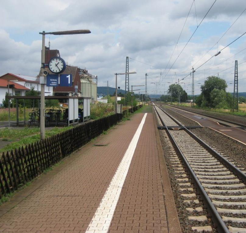 Bahnhof Niederwalgern Die wichtigsten Baumaßnahmen Erhöhung des Haus- und Mittelbahnsteiges inkl.