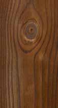 Patina. Wie bei anderen natürlichen Holzprodukten kann es zu Variationen in Farbe und Oberflächenbeschaffenheit kommen.