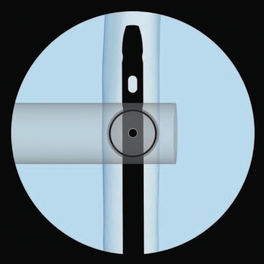 Das Winkelgetriebe so neigen, dass die Spitze des Spiralbohrers über dem Verriegelungsloch zentriert ist. Der Spiralbohrer soll den Kreis des Verriegelungslochs fast vollständig ausfüllen.