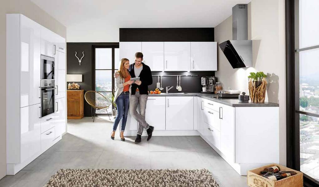 290+183+210 cm So kommt Lifestyle in Ihre Küche: Puristische Designküche in weißem Lack mit umfangreicher