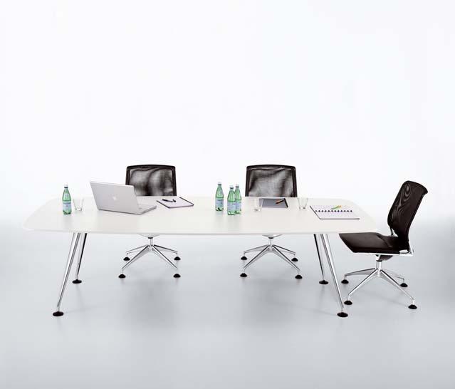 Conference Tables: / Conference tables with system support frame / Konferenztische mit Systemuntergestell /