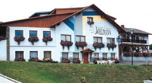 Der Limbacherhof ist ein Familienbetrieb. Das Hotel liegt in einer zentralen Lage zu allen Sehenswürdigkeiten und Ausflugszielen sowie der Thermenregion des Südburgenlandes und der Oststeiermark.