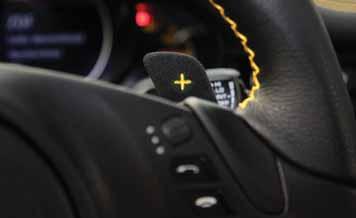 hochglänzend schwarz lackiert TECHART 3-spokes sport steering wheel Type PDK, trims lacquered
