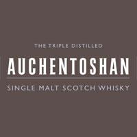 Auchentoshan, delikat und fruchtigauchentoshan (gesprochen Ochentoschen, Bedeutung: Feldecke), eine Whiskybrennerei in Old Kilpatrick in West Dunbartonshire Schottland.