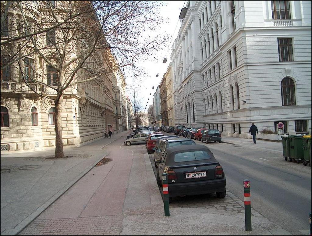 Radwege ohne Benützungspflicht ( JA ) Radweg (Radweg links