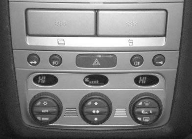 Alfa Romeo 47 Thermo Top C, E Einstellen des Spannungsteilers HINWEIS: Bei Kühlmitteltemperatur größer als C und Motorstillstand wird durch das Heizgerät-Steuergerät der Spannungsteiler eingeschaltet!