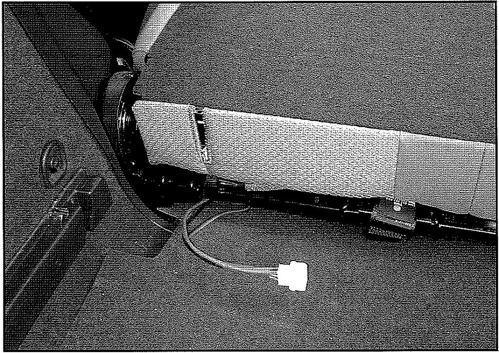 Schritt 5 In der Anleitung steht Rücksitz ausbauen und genügend Kabel übrig lassen, um einen korrekten Anschluss an den Subwoofer