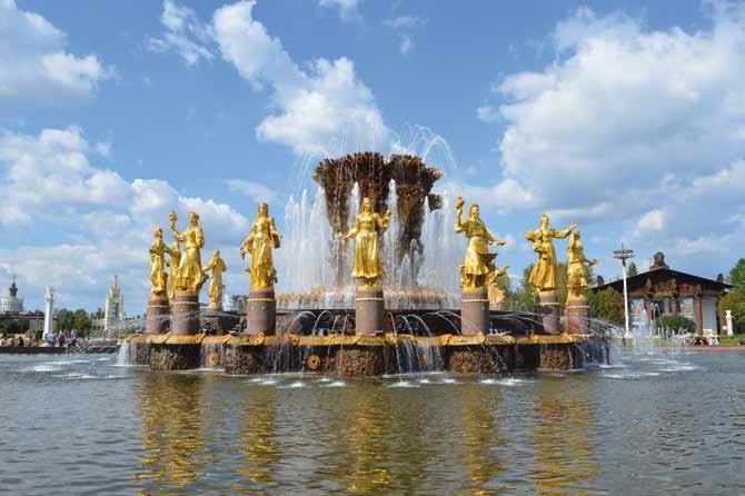 Wolga 12 Tage Wolgakreuzfahrt Russlands Glanzlichter Moskau - Uglitsch - Jaroslawl - Gorizy - Kischi - Mandrogi - St. Petersburg Reisetermine MS Chernishevsky 02.07.2019-13.07.2019 C 23.07.2019-03.08.