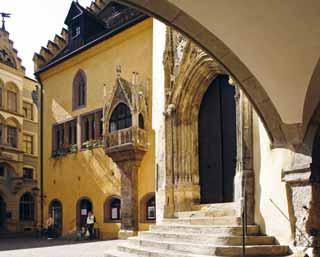 22 Alte Kapelle Altes Rathaus Begründung des Welterbestatus Am 13. Juli 2006 hat die UNESCO das Ensemble Altstadt Regensburg mit Stadtamhof als 32.