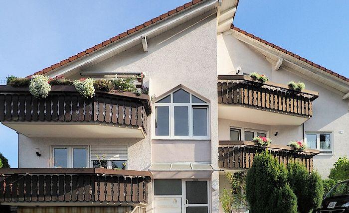 VERKAUFT! Wohlfühl-Maisonette-Wohnung mit 4 Balkonen!