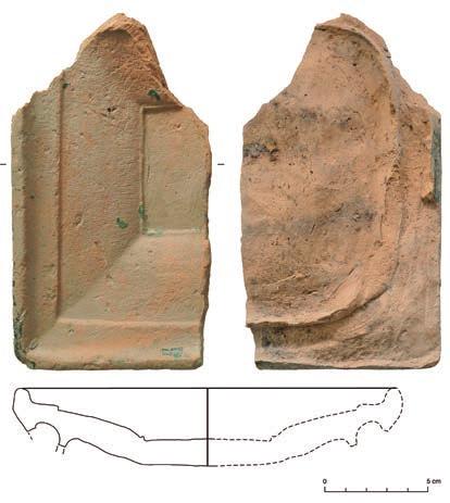 Artefaktmaterial aus dem Industriezeitalter lag auf den untersuchten Oberflächen kaum (eine Ausnahme bilden die Projektile der Schießstandphase, s. u.), aus den angelegten archäologischen Schnitten gar nicht vor.