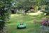 Die imow Robotermäher: Rasenpflege ganz entspannt.