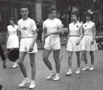 Gründung der Sektion Tennis 1960 Es war im Jahre 1958 als in der 10.