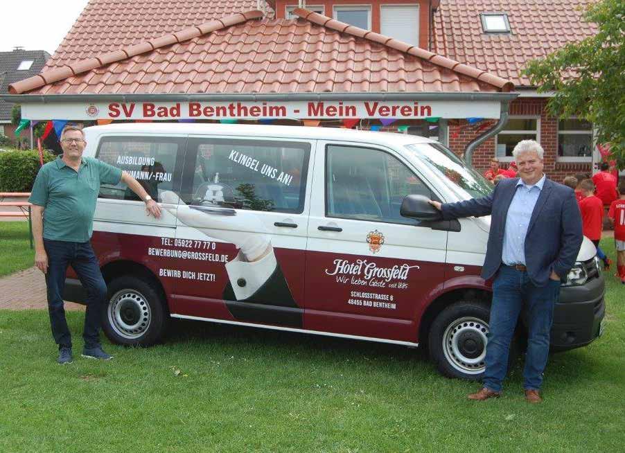 Vereinsbus in neuem Outfit Sponsoring durch Johannes Grossfeld Der Vereinsbus NOH-SV-75 ist nicht wiederzuerkennen.