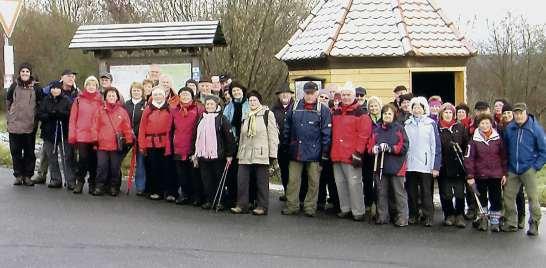 52 Speichersdorf Fichtelgebirgsverein Der Einladung zur Abschlusswanderung der Fichtelgebirgsverein- Ortsgruppe Speichersdorf für das Wanderjahr 2013 waren vergangene Woche 45 Wanderfreunde gefolgt.