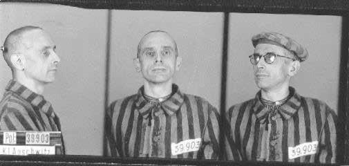 Karl Ottmar als Häftling in Auschwitz, wo er am 11. Juli 1942 ermordet wurde. Bildarchiv des KZ Auschwitz Nationalsozialisten anbiederte, landete er zwischen allen Stühlen.