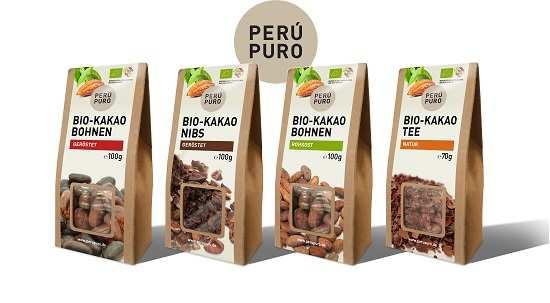 ladentheke Bio-Kakao-Produkte aus Peru Weil sie nicht akzeptieren wollten, dass die von ihnen unterstützten Kleinbauern in Peru trotz Bio- und Fair-Trade-Zertifizierung keine gerechten Preise