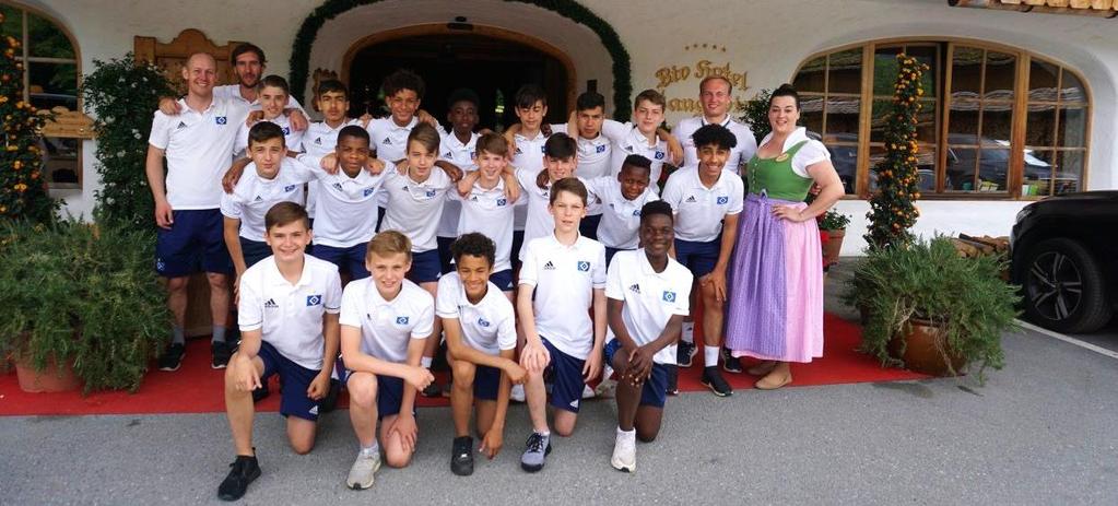 Cordial Cup Teams zu Gast beim Stanglwirt Jährlich macht eines der größten Jugendfußball-Turniere Europas am Wilden