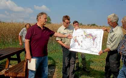 Mitglieder des Gemeinderates, Vertreter des Forstamtes Enzkreis, der