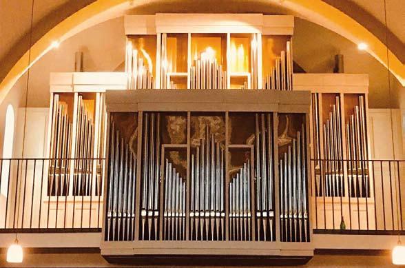 Die neue Orgel von Herz Jesu optisch und akustisch ein Gewinn Am 2. September 2018 wurde die neue Orgel in der Herz Jesu Kirche feierlich eingeweiht. Damit ging eine acht-monatige Bauzeit zu Ende.