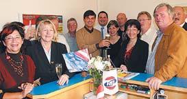 22 40. WOCHE 2008 WIRTSCHAFT + POLITIK NR-Wahl 08: FPÖ und BZÖ machen ihre starke Stellung in der Politik klar EFERDING/GRIESKIRCHEN.