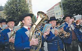 Das Jubiläum 140 Jahre Musikverein Waizenkirchen wurde zu einem richtigen Fest der Blasmusikkapellen.