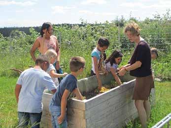 Ferienbetreuung In den Osterferien fand in Kooperation mit dem DRK- Ortsverein Pfalzgrafenweiler, erstmals ein Erste-Hilfe- Kurs für Kinder statt.