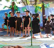 Siegenburger Kindergarten St. Nikolaus feierte ein buntes lustiges Sommerfest und zugleich Abschlussfest für die Vorschulkinder.