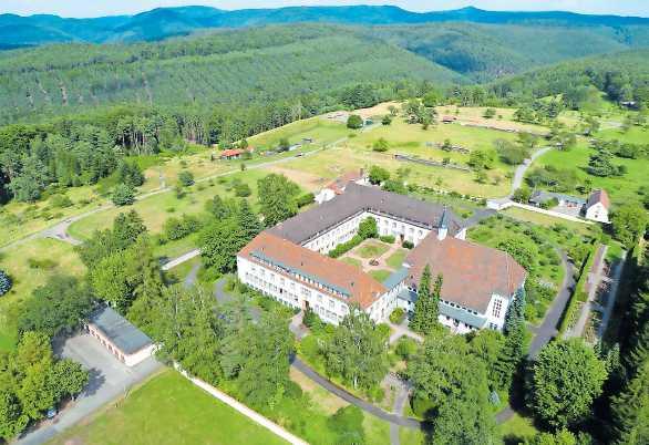 Neustadt erleben Anzeige Seite 13 Zu sich selbst finden Gästehaus des Klosters St.