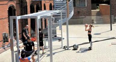 Die HafenCity bietet Outdoor-Sportlern auch im Hochsommer coole Fitness-Locations gezielte Übungen, die den Körper für die täglichen Anforderungen des Alltags fit machen, eignen sich zahlreiche Orte