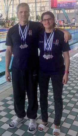 Die Mannschaft wurde von Lucy Böhmke (Wasserratten), Amelie wurden die jungen Damen Schul- Weltmeister und über die 4x50m- Lagenstaffel gab es Bronze.