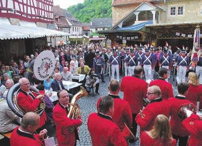 Bunte Vielfalt für jung und alt Weinmarkt bietet reichhaltiges Musikprogramm Am Freitag beginnt der 67. Bergsträßer Weinmarkt.