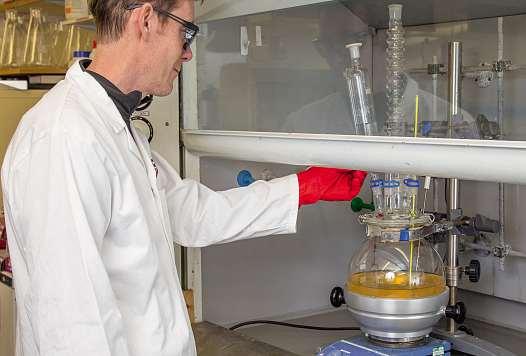 Die neue Cell-Xpert-CO 2 -Inkubatorfamilie wird in Hamburg hergestellt und hat bewährte Produkteigenschaften wie das lüfterlose Design und eine tiefgezogene Kammer übernommen.
