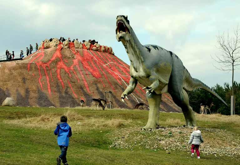 26 Ausflugstipp: Ein Vulkan, Dinos und lebende Tiere sind Besuchermagnete im Germendorfer Tier- und Dinopark Gäste aus Brandenburg, Berlin, ganz Deutschland, aber auch schon aus dem benachbarten