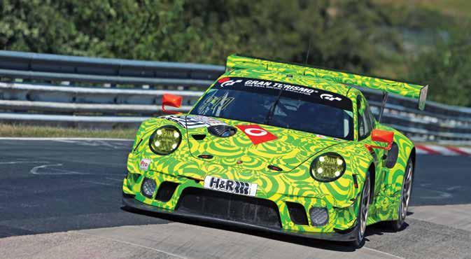 14 HINTERGRUND Wertvolle Testkilometer für Manthey-Racing Manthey-Racing setzte beim ROWE 6 Stunden Ruhr-Pokal-Rennen zu Testzwecken den neuen Porsche 911 GT3 R des Jahrgangs 2019 ein.