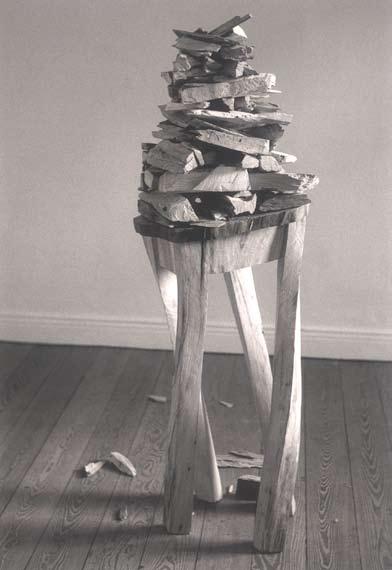 Feuerholztischchen [Small Fire Wood Table] 1993 Buche, Höhe 140 cm.