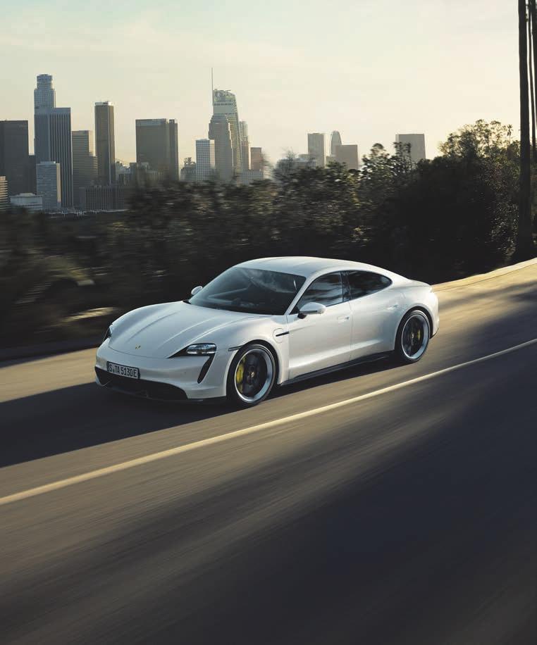 Die viertürige Sportlimousine schnürt ein einzigartiges Paket aus Porsche typischer Performance, Konnektivität und vollumfänglicher Alltagstauglichkeit.