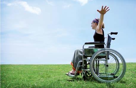 Gemeinschaft statt Isolation Menschen mit Behinderungen und Pflegebedürftige brauchen besondere Hilfestellungen.